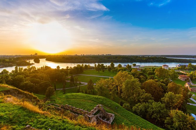Belgrade: 3-Hour Small Group Walking Tour - Kalemegdan Park and Belgrade Fortress