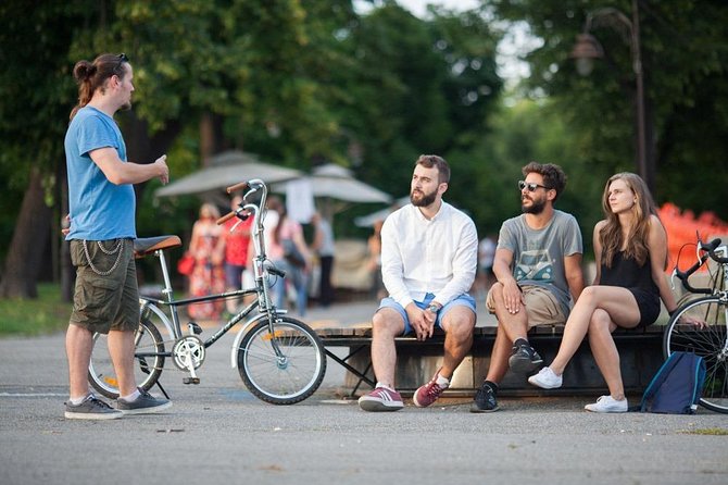 Belgrade Bike Tour: Be a local in the hood of Belgrade! - Starting at Republic Square and getting oriented