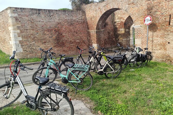 Belgrade E-Bike Tour: Power Glide! - Tito’s mausoleum and the former Yugoslav story
