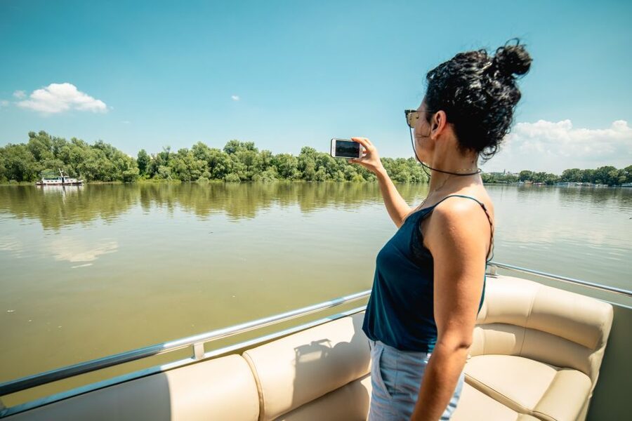 Belgrade: Sightseeing Boat Cruise with Drinks - What is included for $104