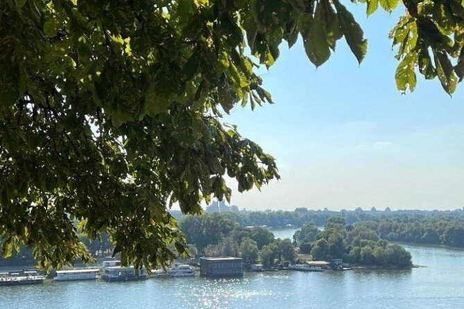 Belgrade sightseeing by car - Squares, stadiums, and everyday Belgrade