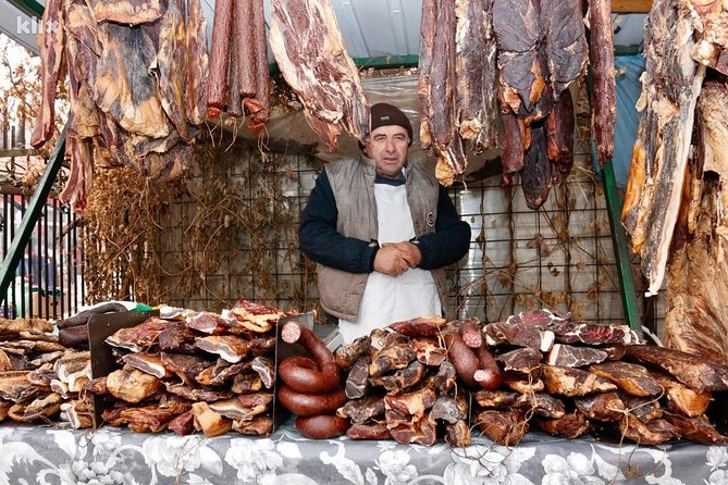 E-Scooter Serbian Food Tour - Palata Srbije and the story of old Yugoslavia