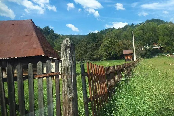 Feel Serbia - The early road to Mokra Gora
