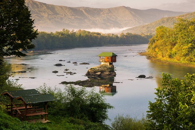 From Belgrade: Best of West (Drina House, Drvengrad & Sargan 8) - The early pickup and the road west