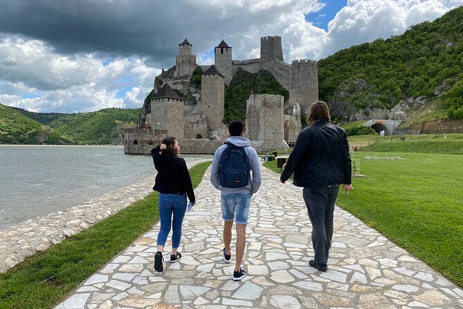 Golubac Fortress w/Iron Gate Speed Boat & Rakija Distillery tour - Seeing the fortress from the Iron Gate by speedboat