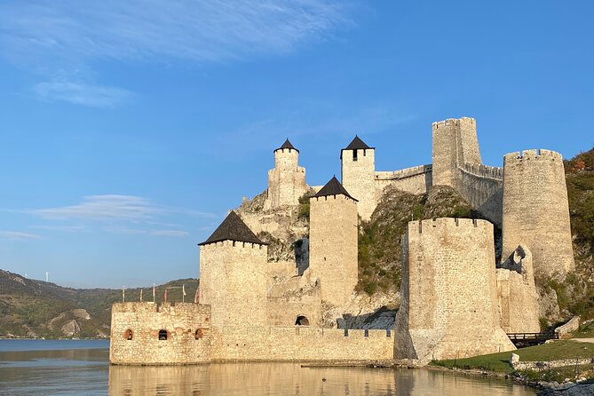 Golubac Fortress w/Iron Gate Speed Boat & Rakija Distillery tour - Lunch and a look at Golubac town