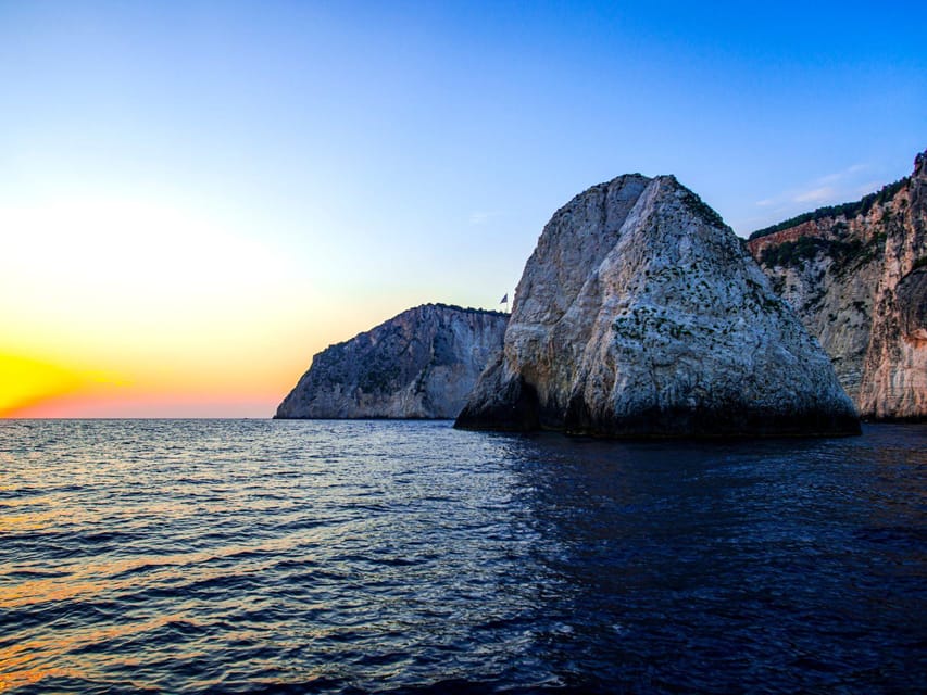 Iron Gate: Golubac fortress, Lepenski vir, boat cruise 1.5h - Leaving Belgrade for the Danube