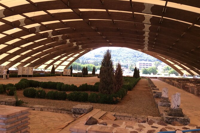 Nis Sightseeing Tour - Nis Banja adds a local pause outside the city