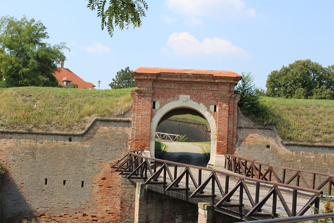 Novi Sad and Sremski Karlovci private tour with wine tasting - Timing, walking, and the practical details