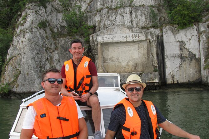 Private Day Tour to Iron Gate Gorge and Golubac Fortress - What the private vehicle adds