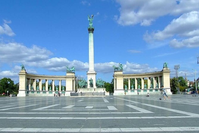 Private Day Trip To Budapest From Belgrade - The Chain Bridge and a look at Parliament