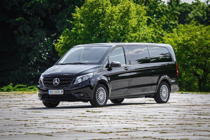 Private Transfer - A private ride instead of a fixed sightseeing tour